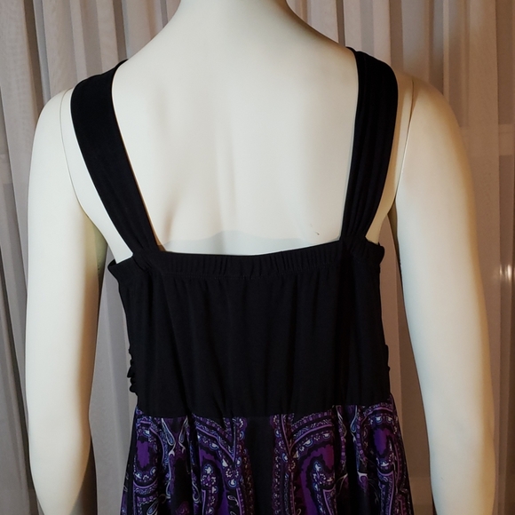 GORGEOUS DRESS - Picture 5 of 10